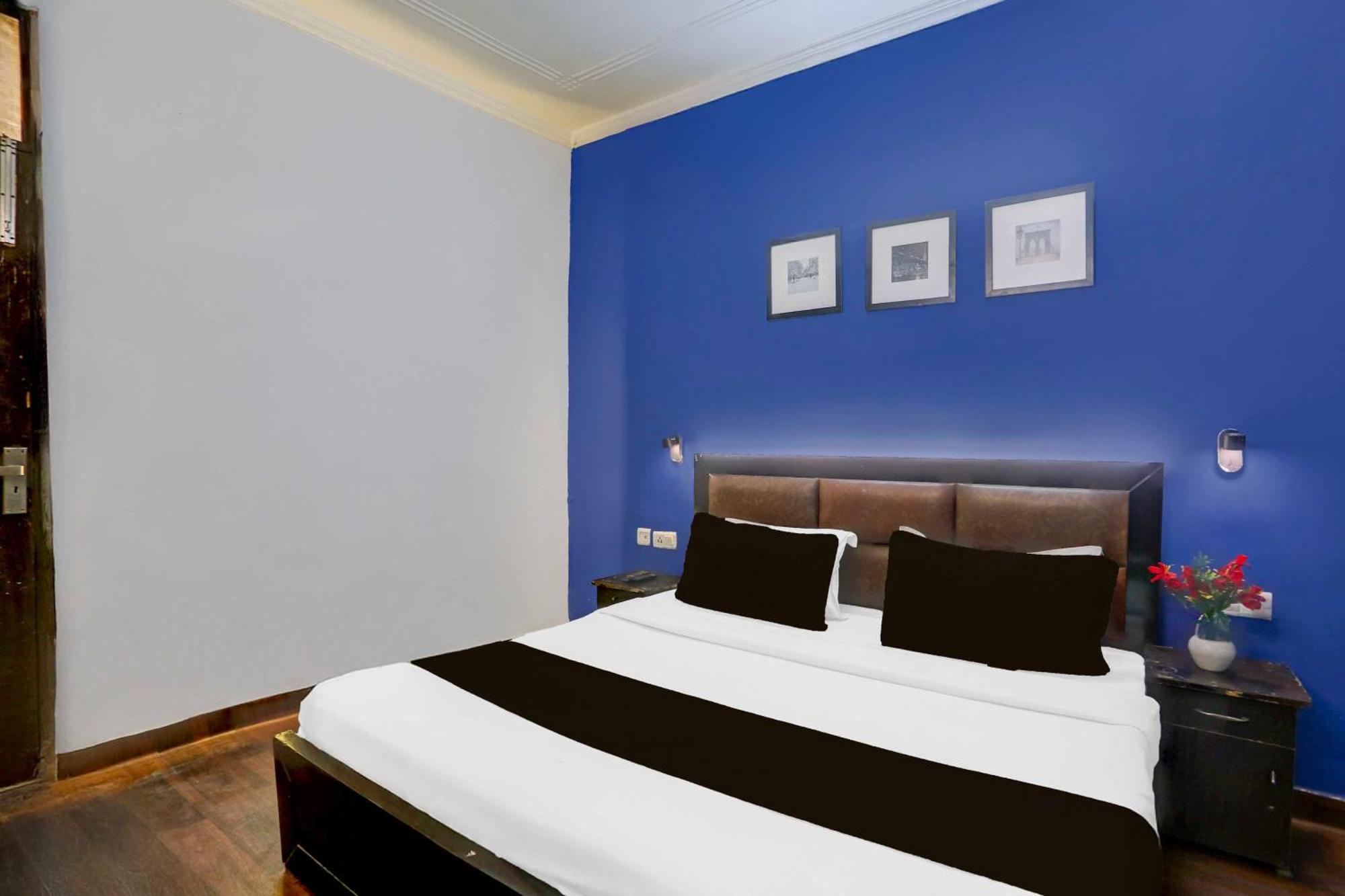 Hotel Oyo Townhouse Anmol Residency New Delhi